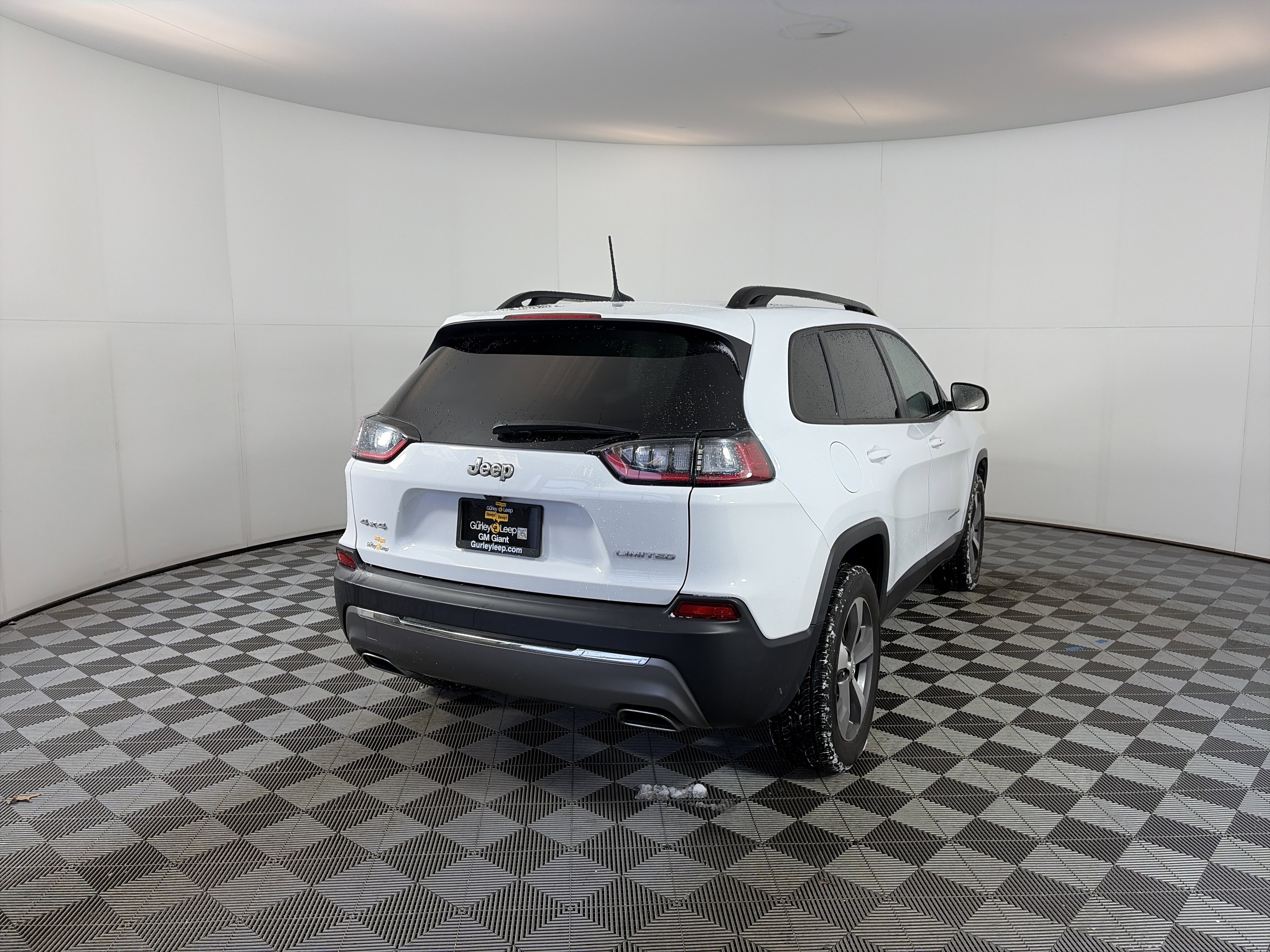 Used 2022 Jeep Cherokee Limited image 10