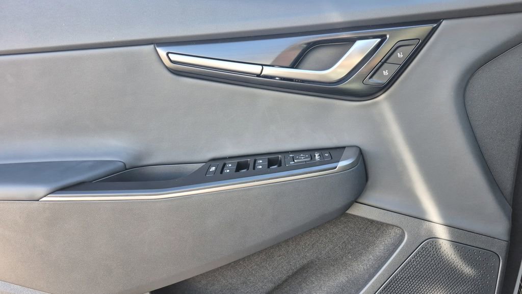 New 2025 Kia EV6 Wind image 6