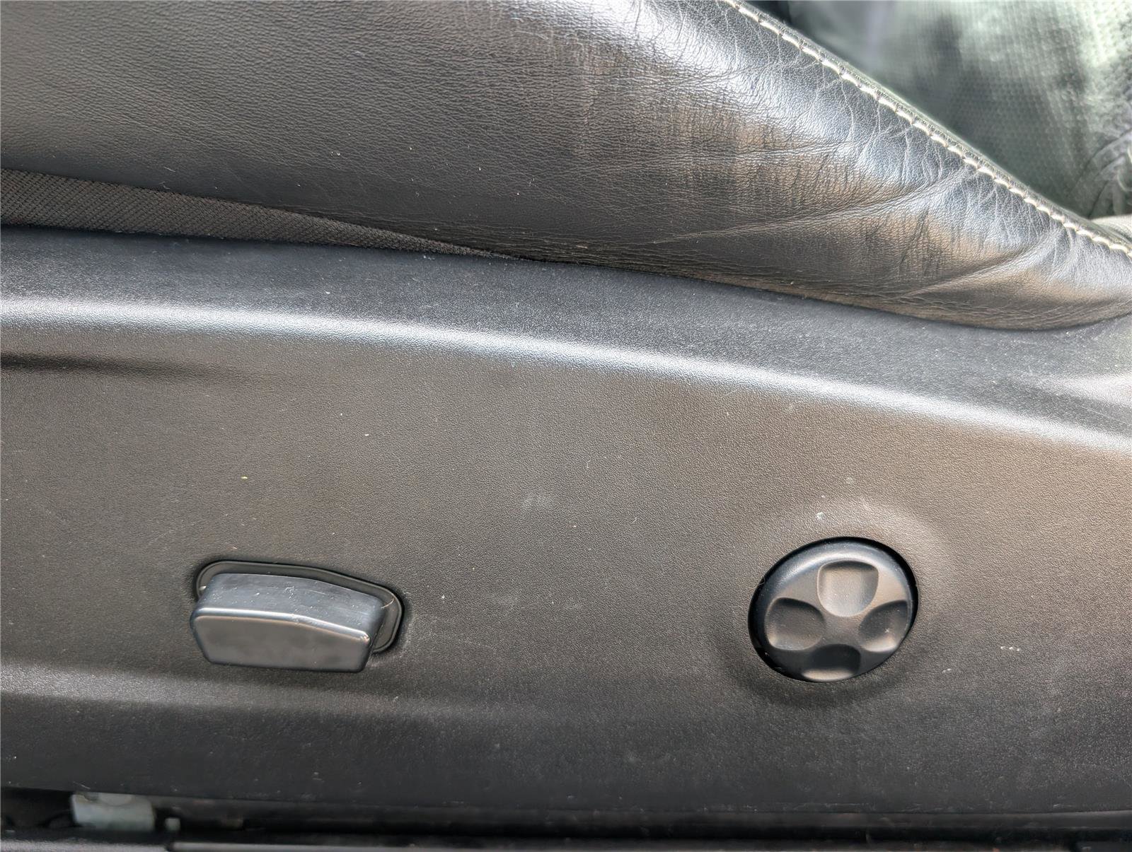 Used 2019 Dodge Challenger SRT Hellcat image 24