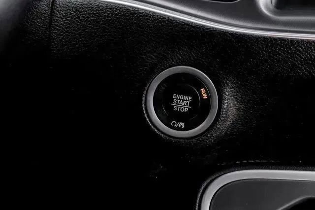 Used 2021 Dodge Challenger SXT w/ Blacktop Package image 21