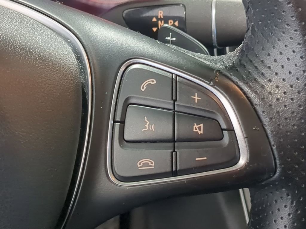 Used 2017 Mercedes-Benz C 300 4MATIC Sedan image 29