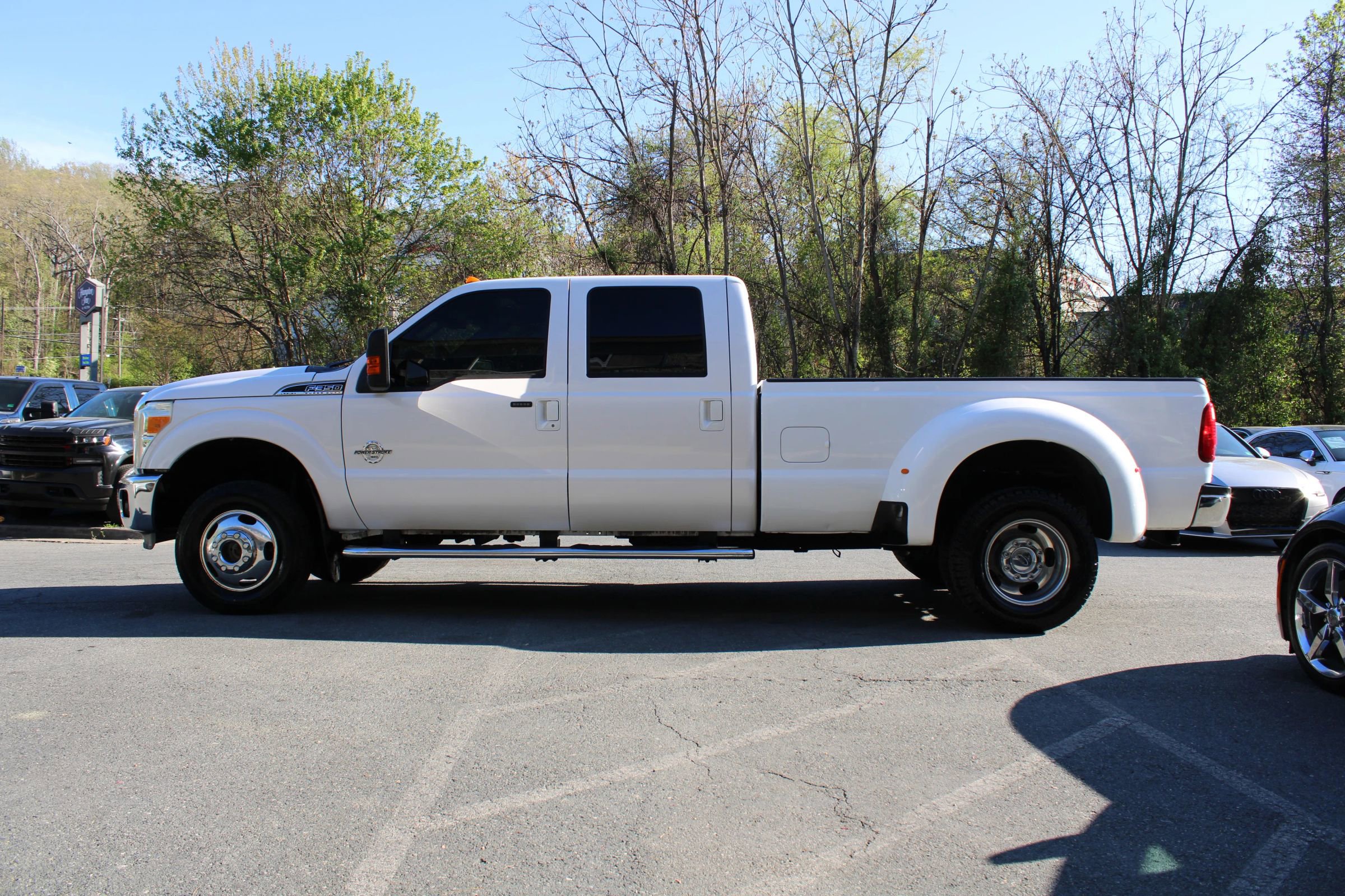 Used 2016 Ford F350 Lariat w/ Lariat Ultimate Package image 28