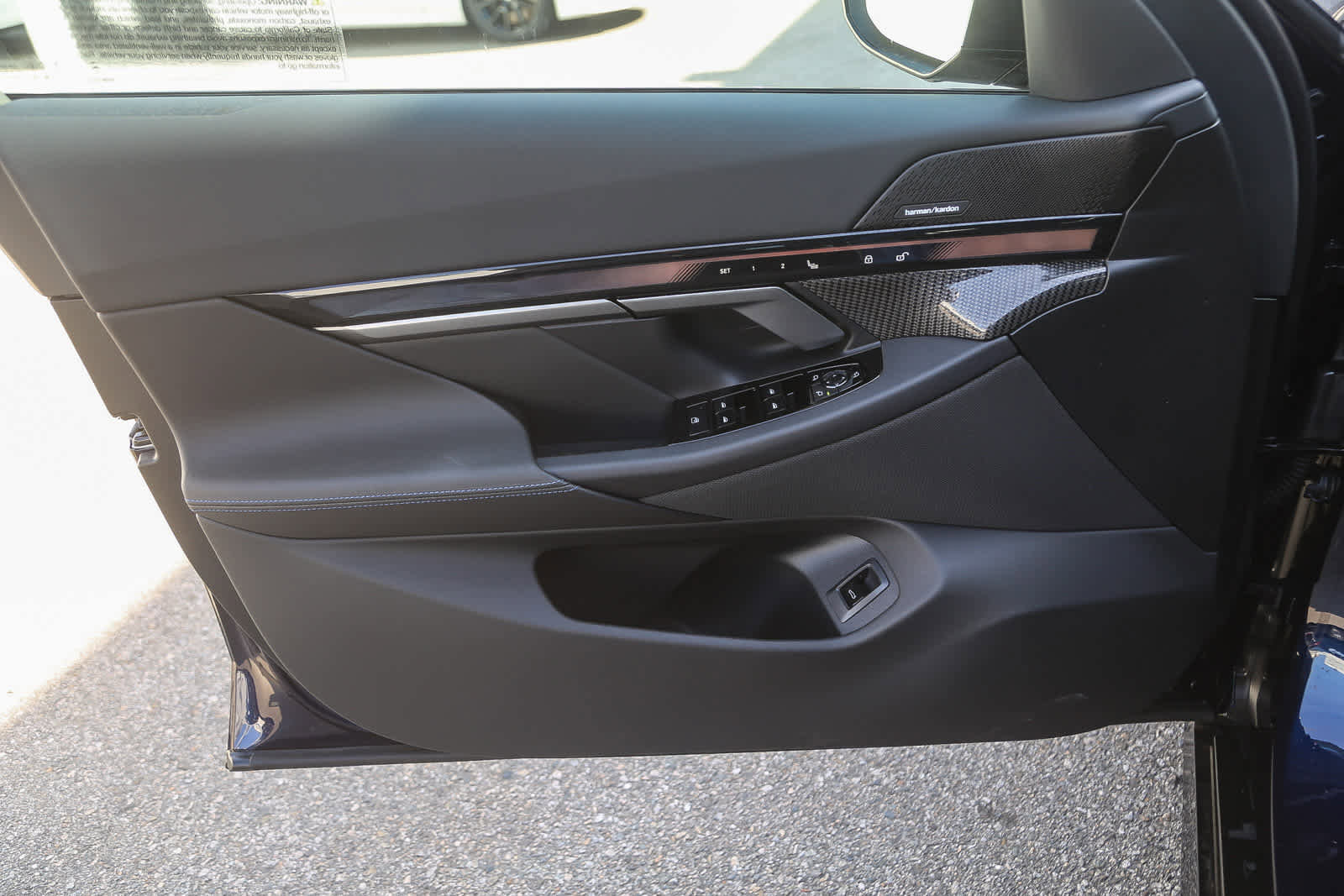 New 2026 BMW 540i xDrive w/ M Sport Package image 17