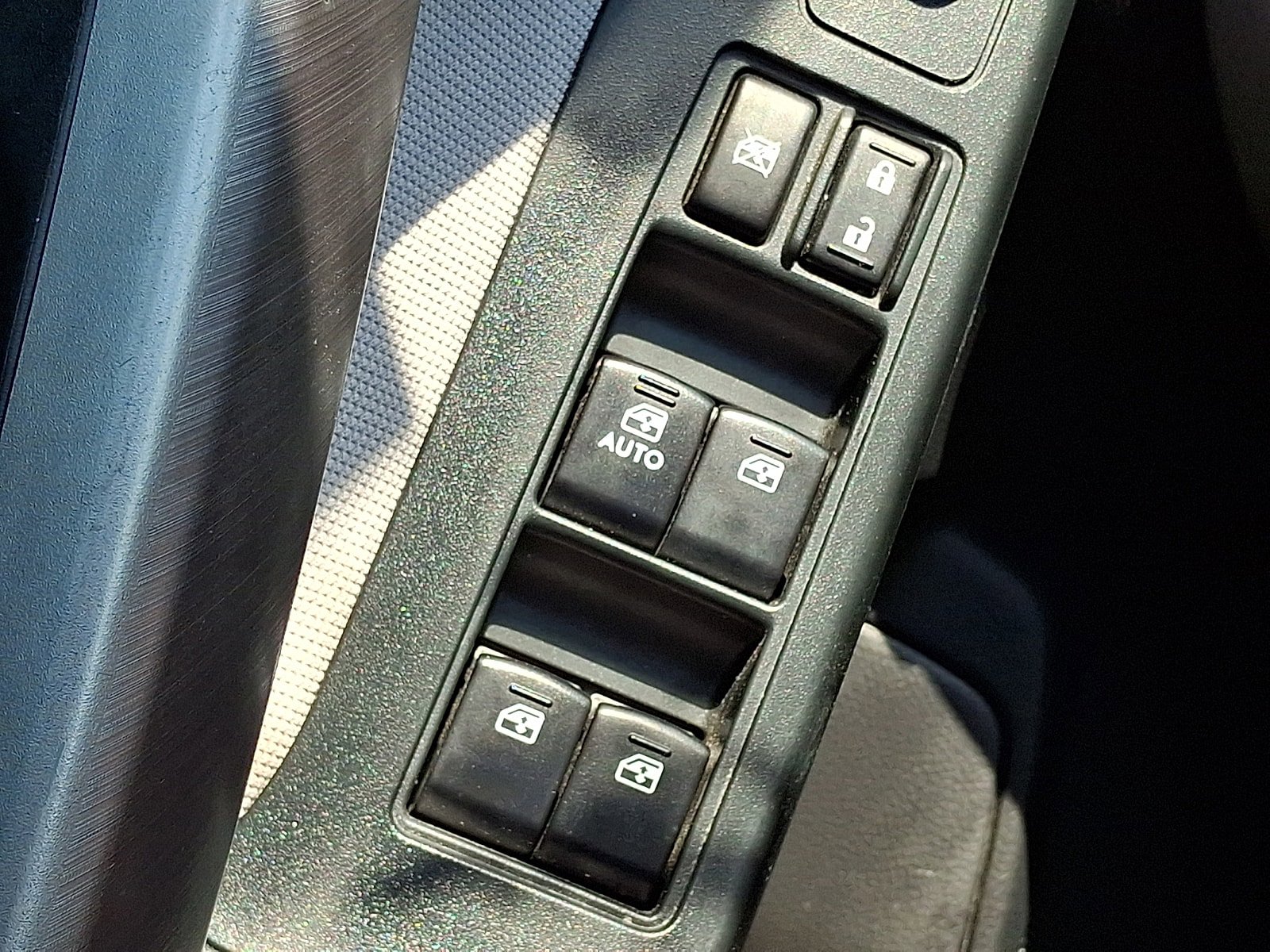Used 2014 Subaru Forester 2.5i Premium w/ Popular Package #1 AWD/4WD image 25