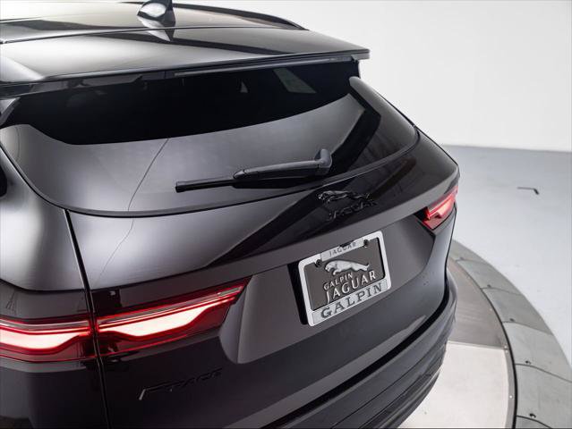 Used 2023 Jaguar F-PACE S AWD/4WD image 33