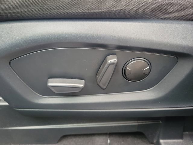 Used 2022 Ford Explorer XLT RWD image 11