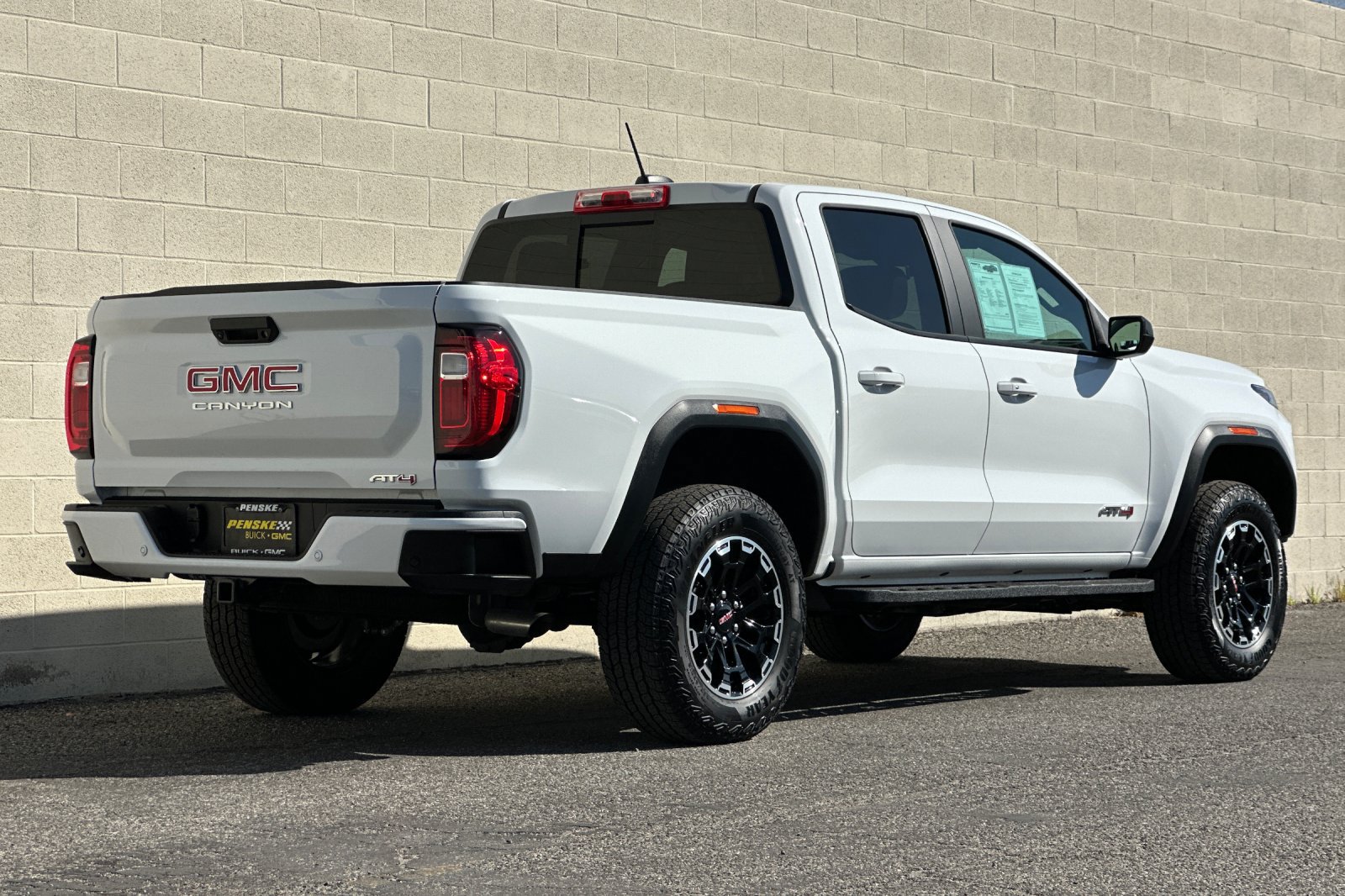 Certified 2026 GMC Canyon AT4 AWD/4WD image 4