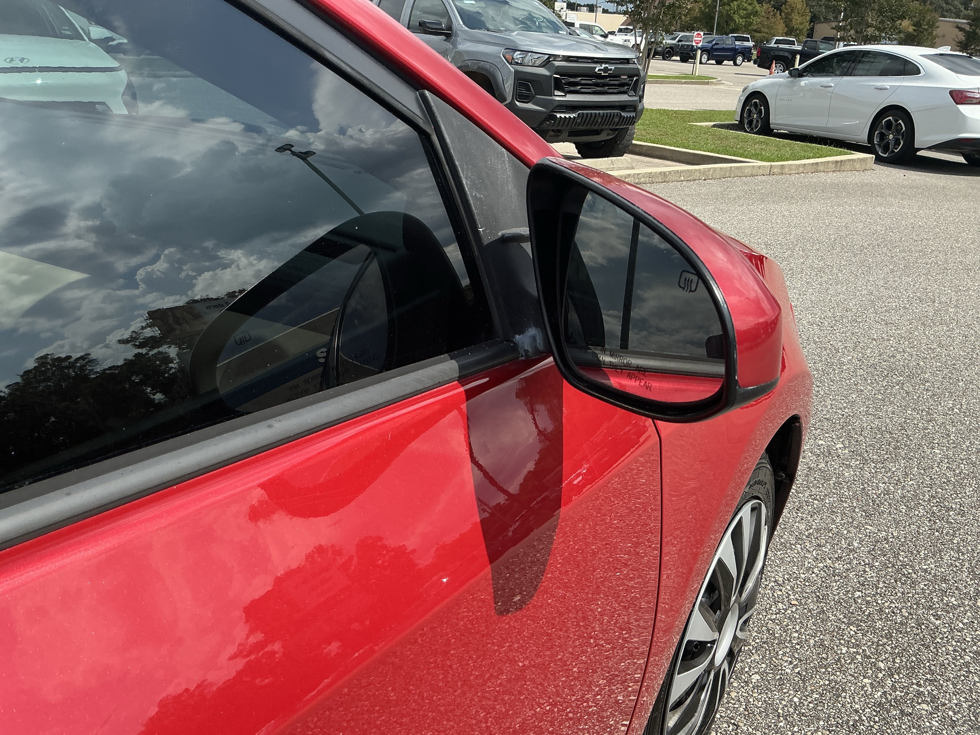 Used 2018 Toyota Corolla LE FWD image 8