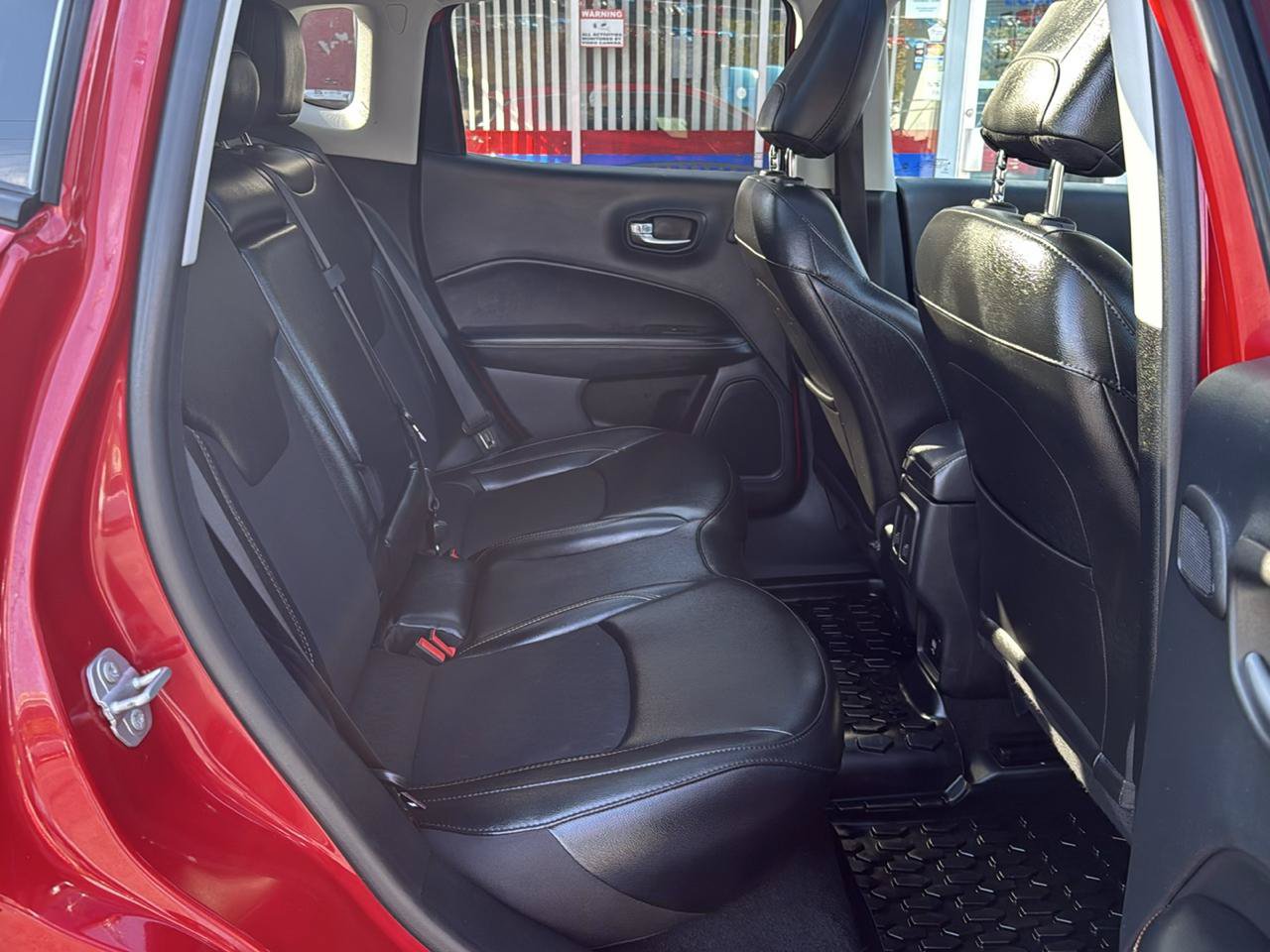 Used 2020 Jeep Compass Latitude AWD/4WD image 23