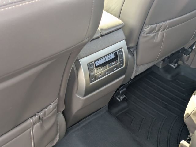 Used 2017 Lexus GX 460 Luxury w/ Sport Design Package image 31