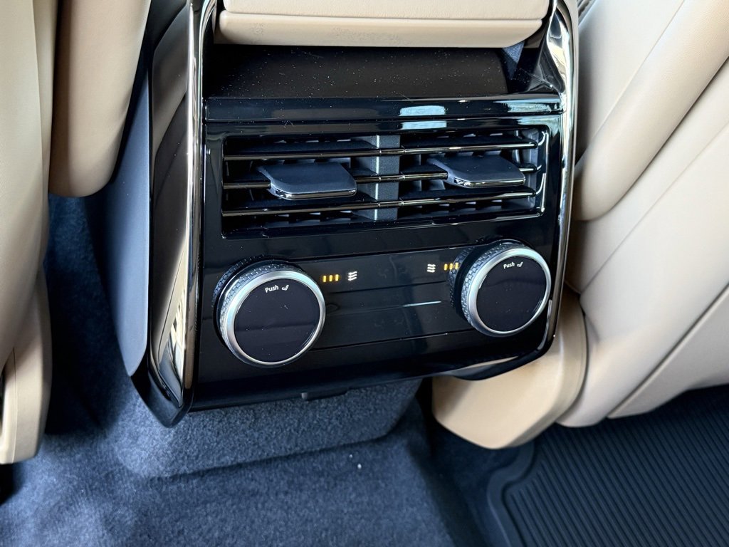 New 2026 Land Rover Range Rover Sport SE image 33