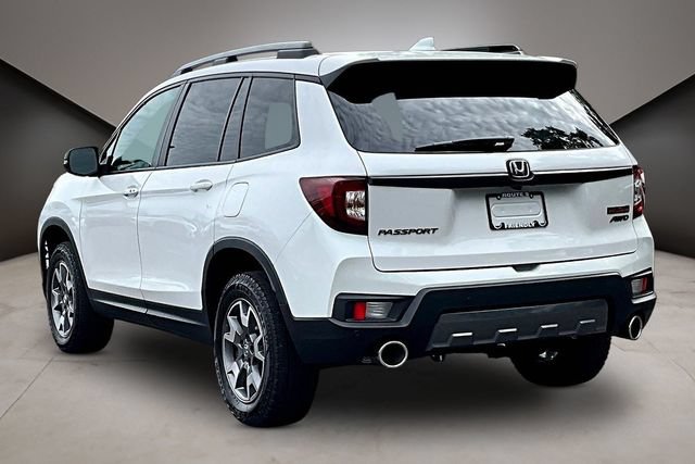 Used 2023 Honda Passport TrailSport image 4