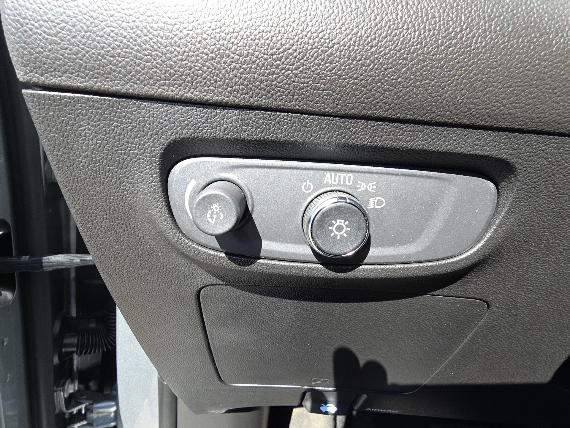 Certified 2025 Buick Encore GX Preferred w/ Comfort Package image 20