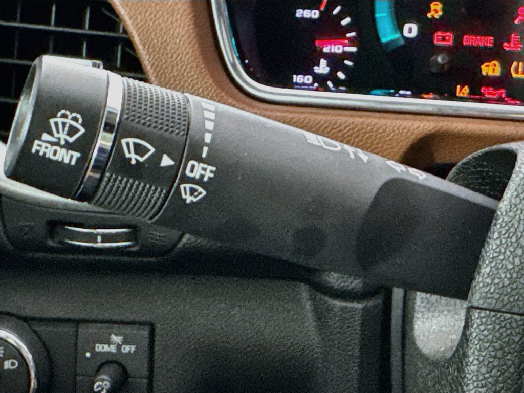 Used 2017 Chevrolet Traverse Premier FWD image 12