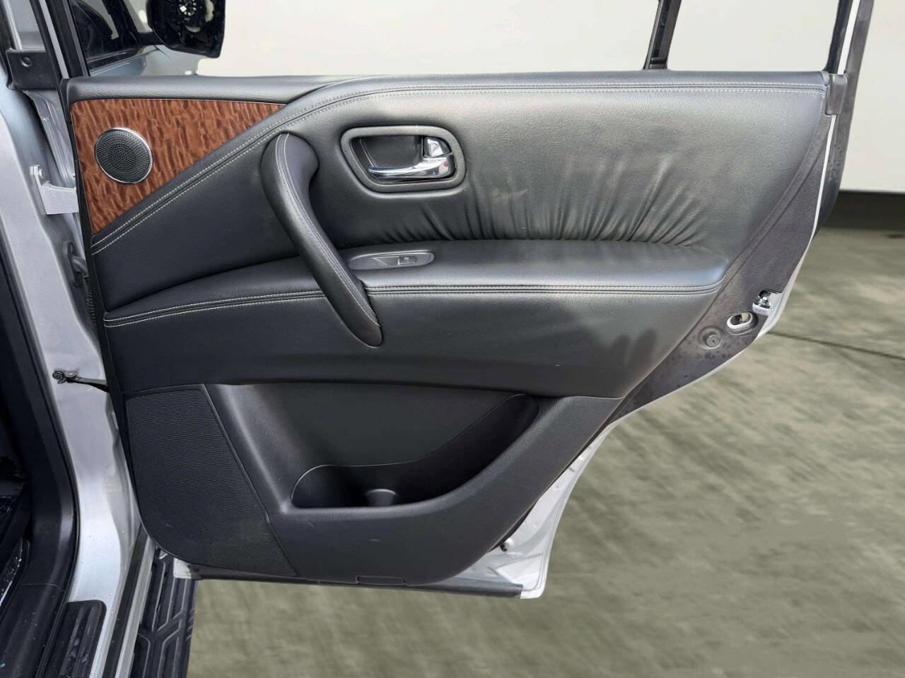 Used 2017 Nissan Armada SL w/ Technology Package image 27