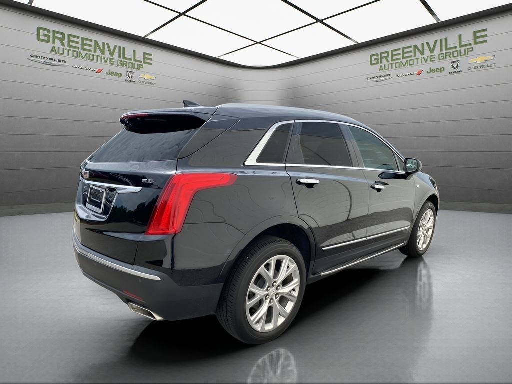 Used 2018 Cadillac XT5 Luxury w/ LPO, Sport Package image 5