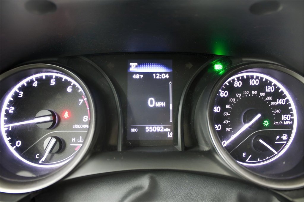 Used 2021 Toyota Camry SE image 24