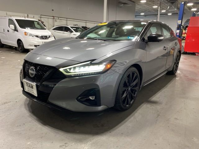 Certified 2023 Nissan Maxima SR w/ Sport Mat Group FWD image 3