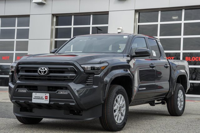 New 2026 Toyota Tacoma SR5 image 3