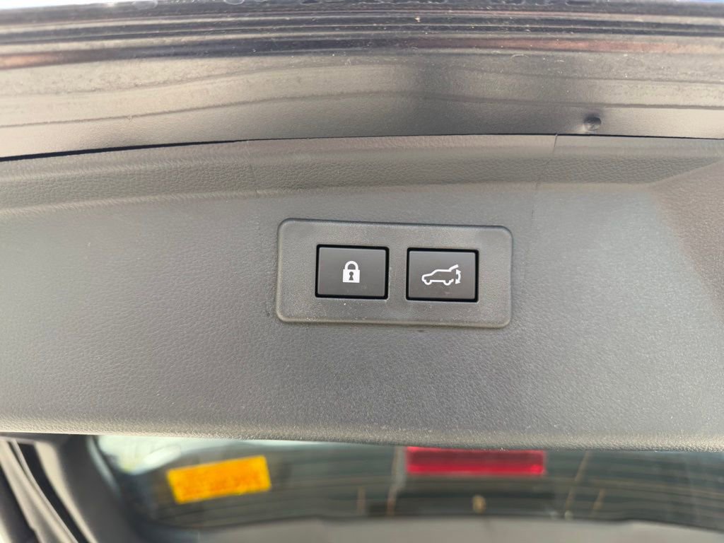 Used 2025 Subaru Outback Wilderness w/ Wilderness Package image 8