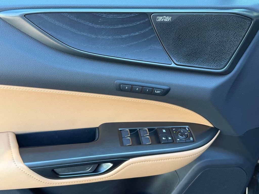 Used 2022 Lexus NX 350h AWD w/ Vision Package image 21