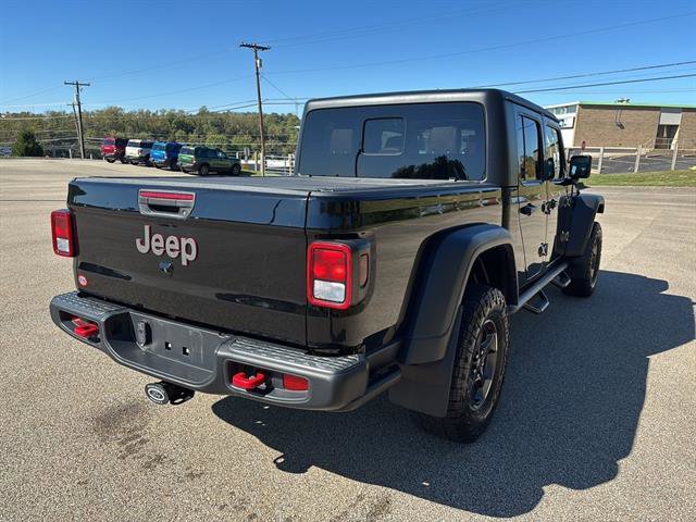 Used 2023 Jeep Gladiator Rubicon w/ Cold Weather Group image 4