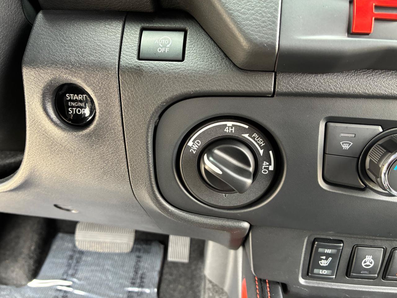 Used 2026 Nissan Frontier PRO-4X AWD/4WD image 26