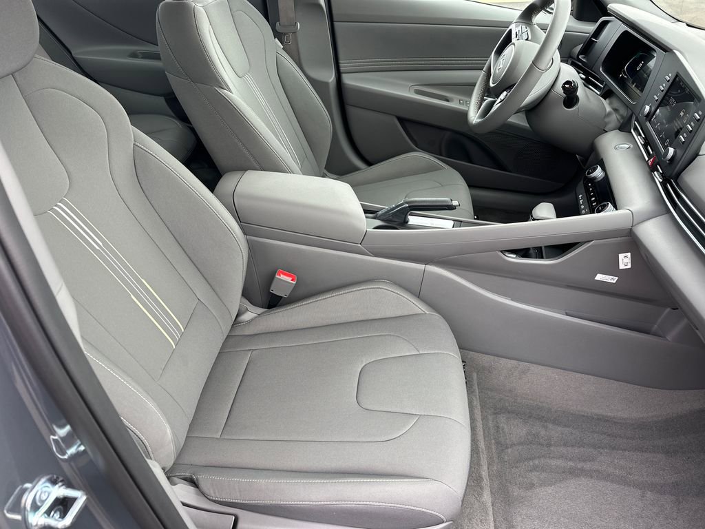 New 2026 Hyundai Elantra Sport image 13