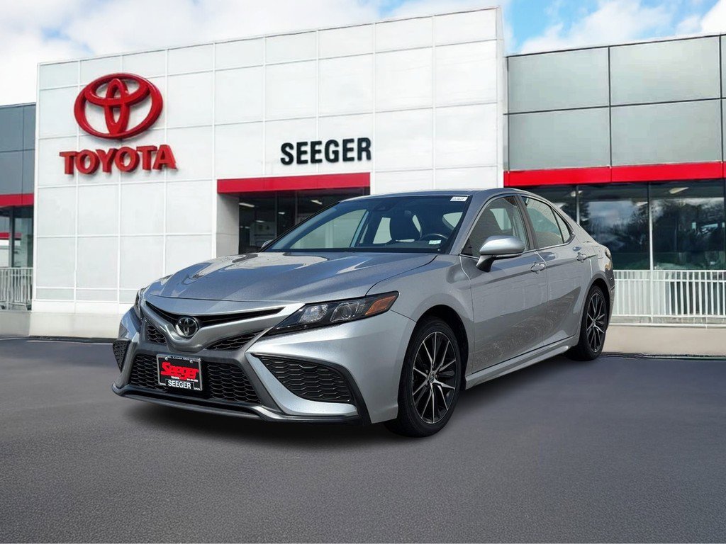 Certified 2023 Toyota Camry SE image 6