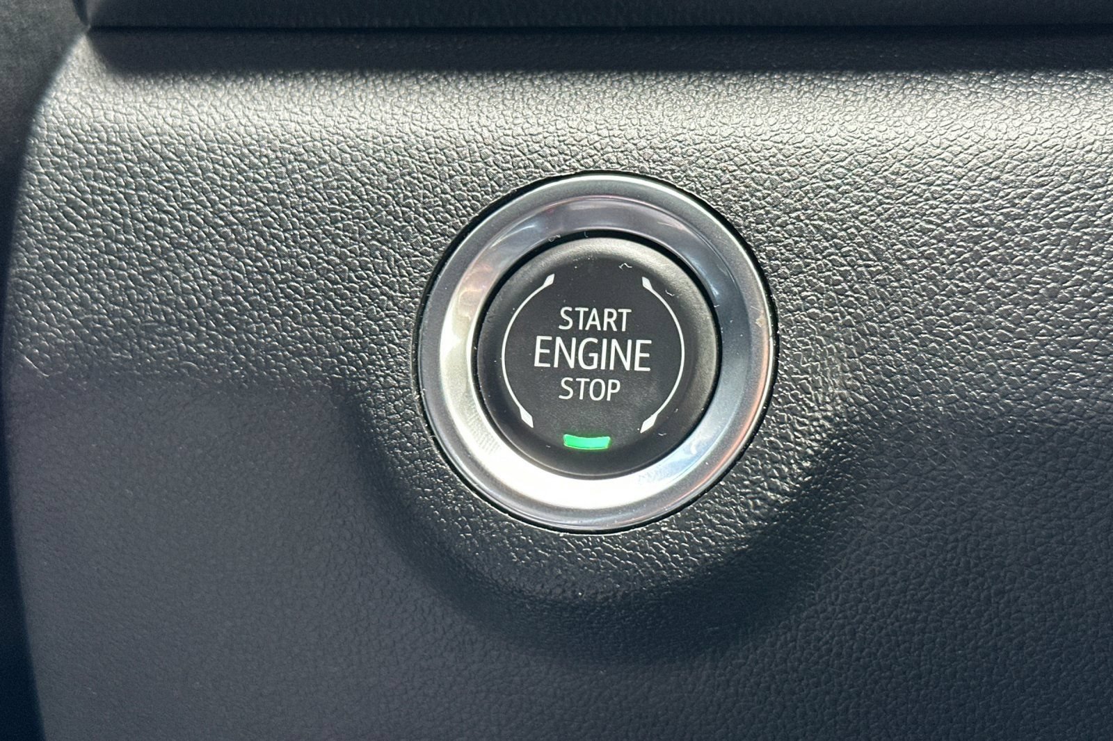 Used 2026 GMC Terrain Elevation w/ Elevation Premium Package FWD image 30