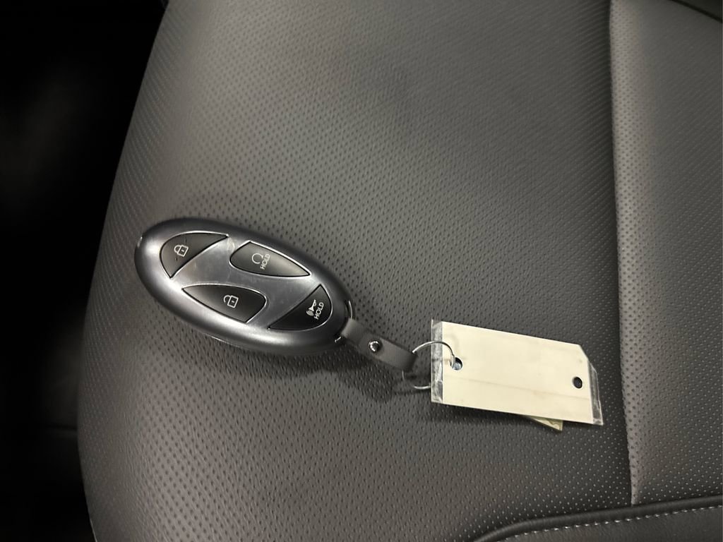 Used 2025 Hyundai Santa Cruz SEL image 36