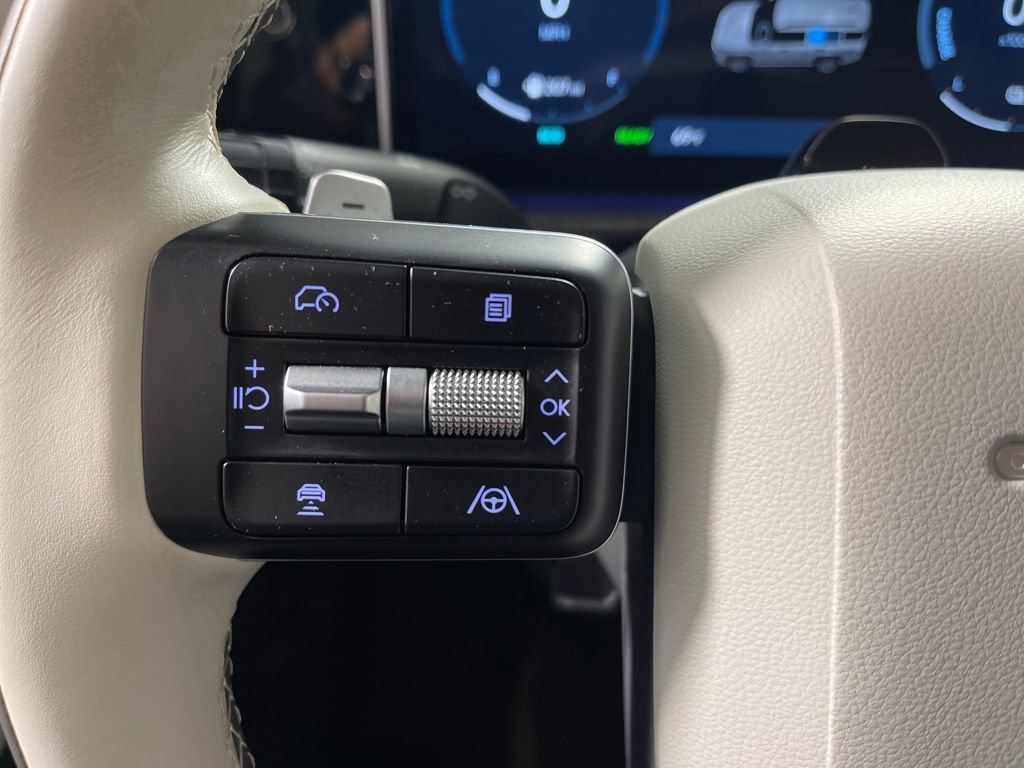 Certified 2025 Hyundai Santa Fe Calligraphy image 28