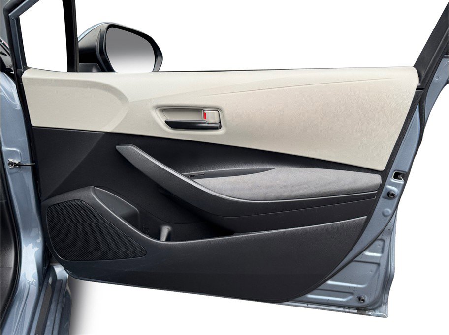 Used 2022 Toyota Corolla LE w/ Carpet Mat Package (TMS) image 18
