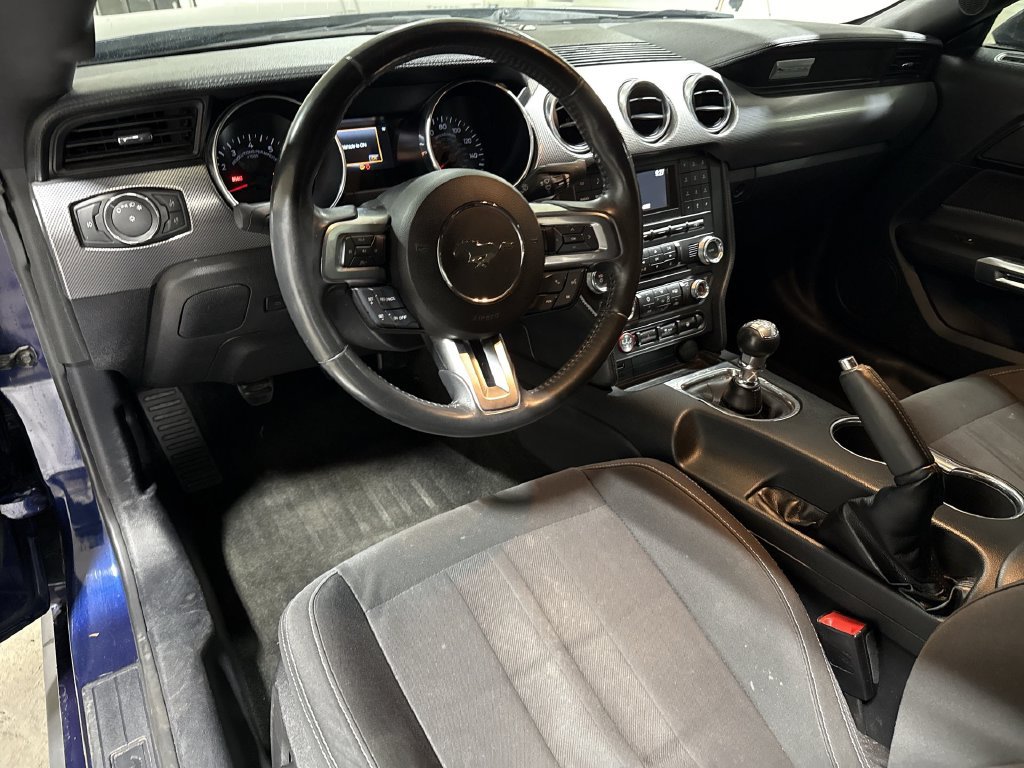 Used 2018 Ford Mustang GT RWD image 10