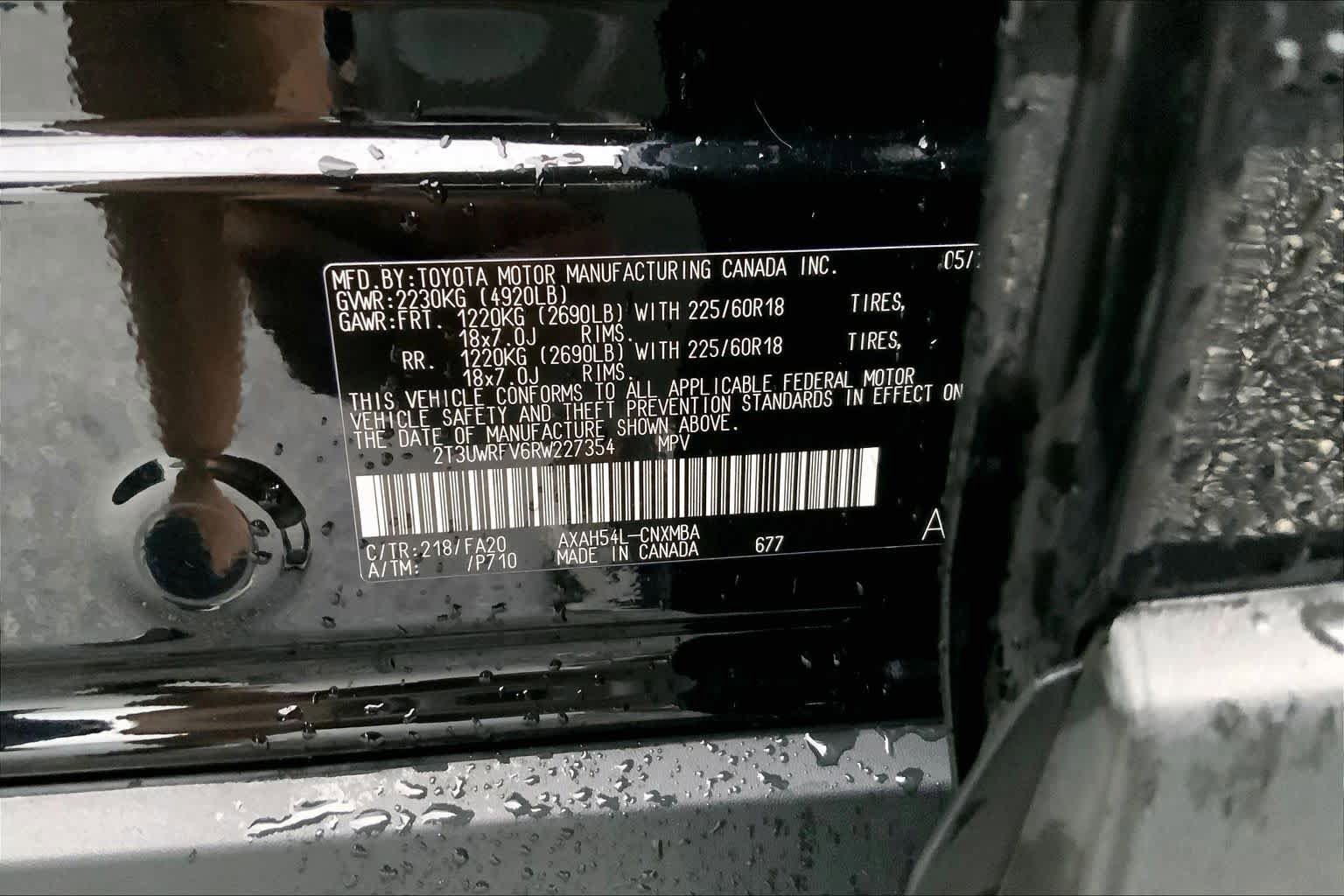 Used 2024 Toyota RAV4 AWD Hybrid image 31