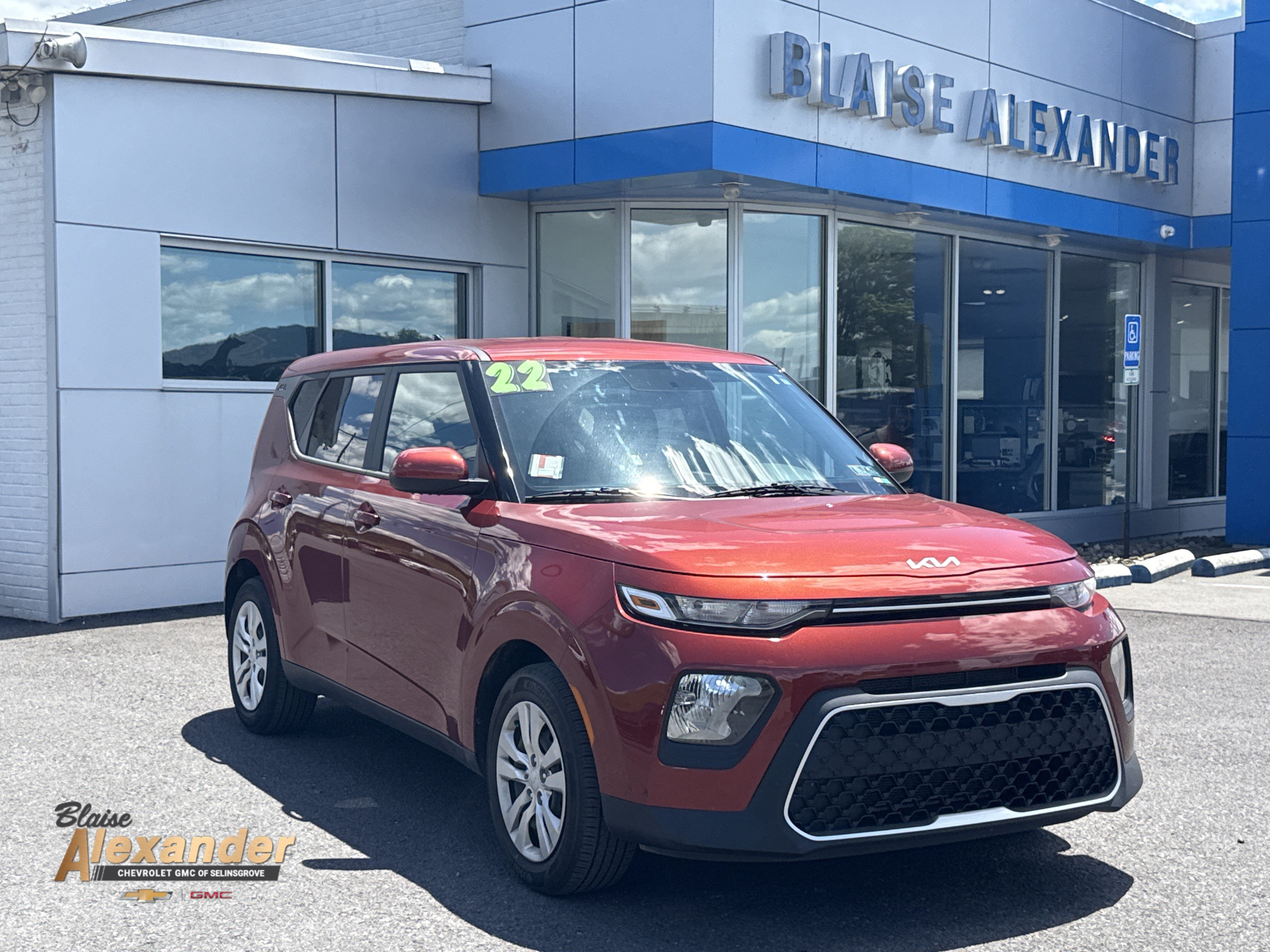 Used 2022 Kia Soul LX