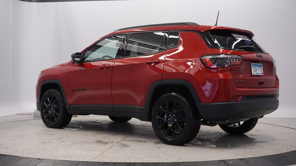 New 2026 Jeep Compass Latitude AWD/4WD image 4
