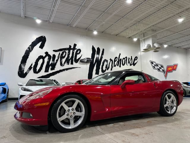 Used 2005 Chevrolet Corvette Coupe w/ Preferred Equipment Group RWD image 19