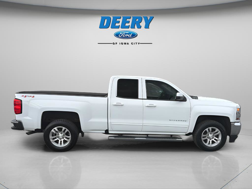 Used 2017 Chevrolet Silverado 1500 LT w/ All Star Edition AWD/4WD image 12