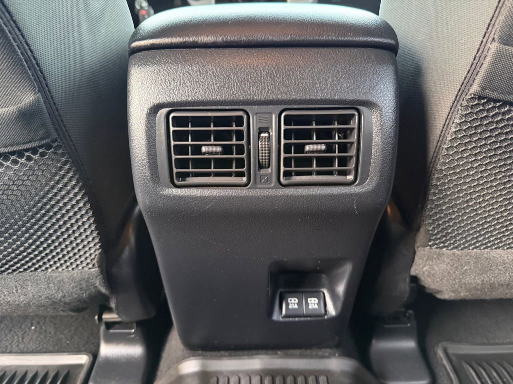 Used 2020 Toyota 4Runner SR5 AWD/4WD image 26