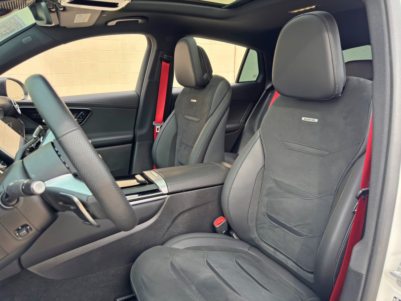 Used 2025 Mercedes-Benz GLC 63 AMG S image 45