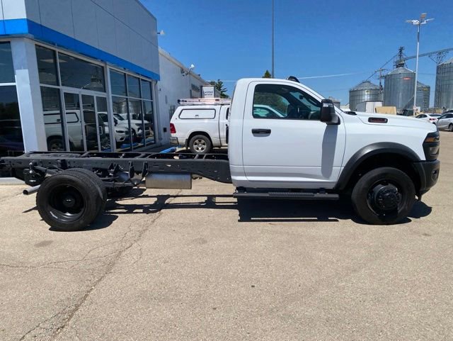 Used 2025 RAM 5500 Tradesman AWD/4WD image 2
