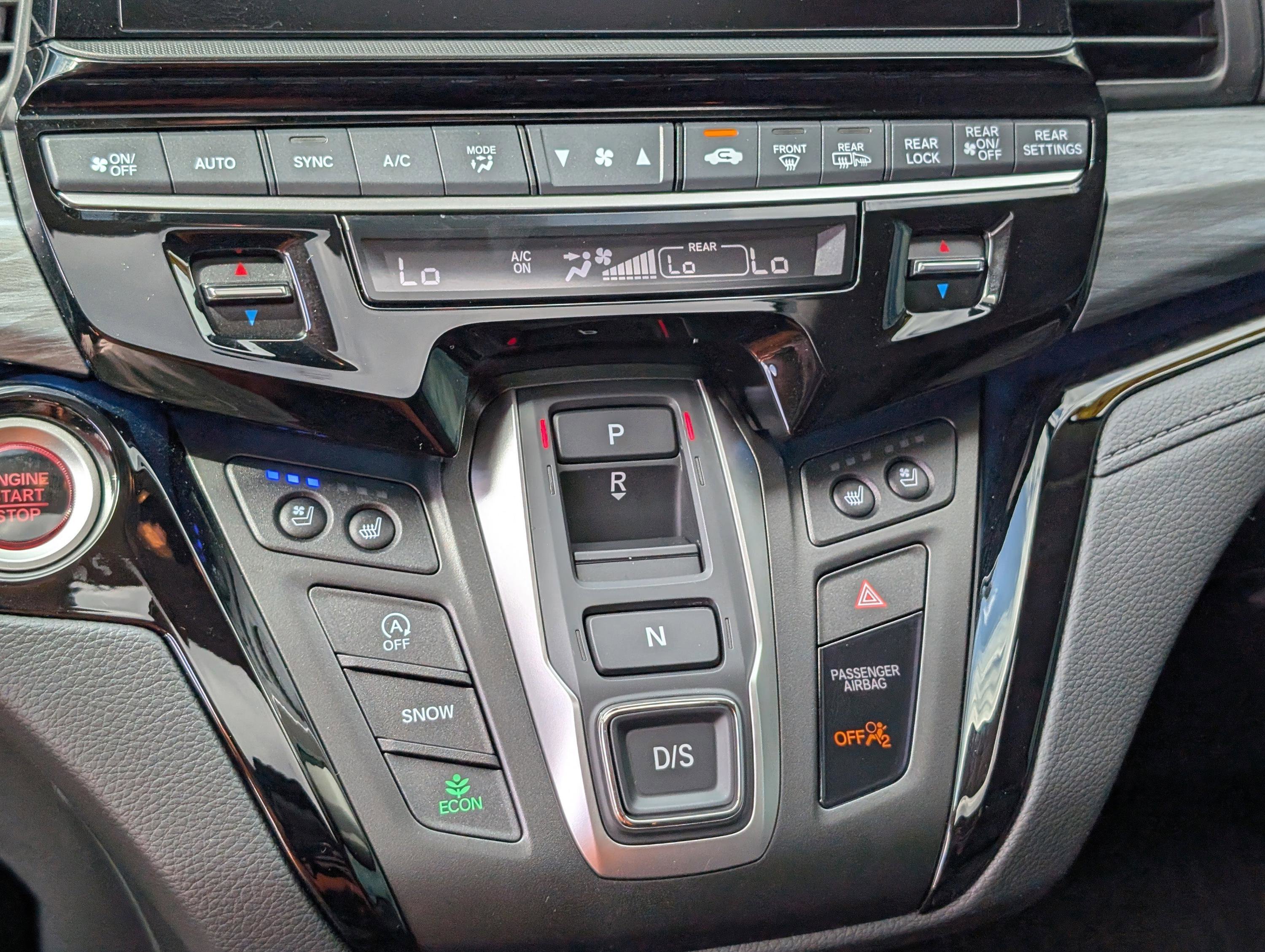 Used 2025 Honda Odyssey Elite image 30