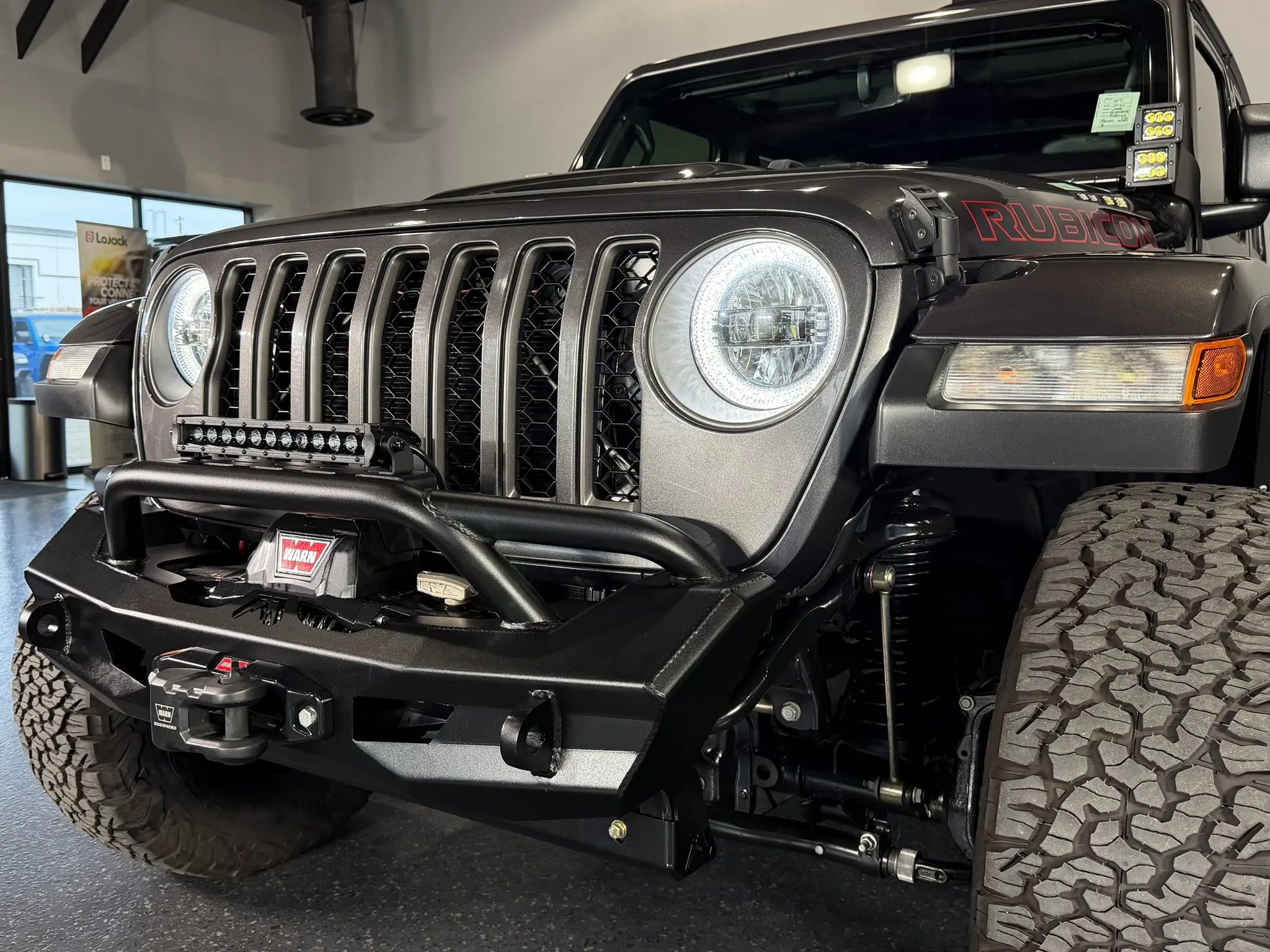 Used 2021 Jeep Gladiator Rubicon AWD/4WD image 6