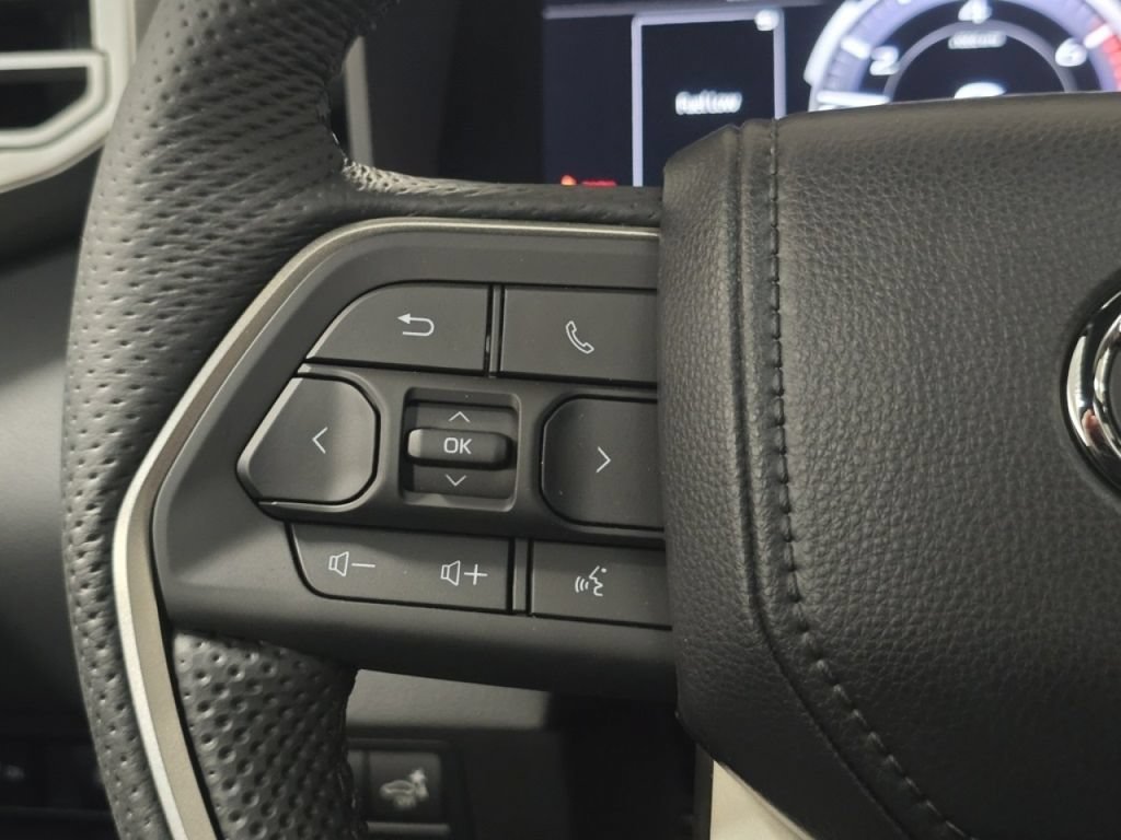 New 2026 Toyota Tundra Limited AWD/4WD image 36