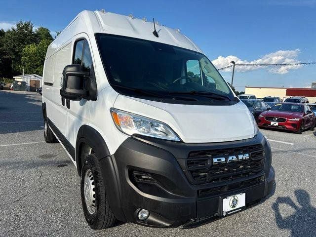 Used 2025 RAM ProMaster 3500 w/ Convenience Group FWD image 2