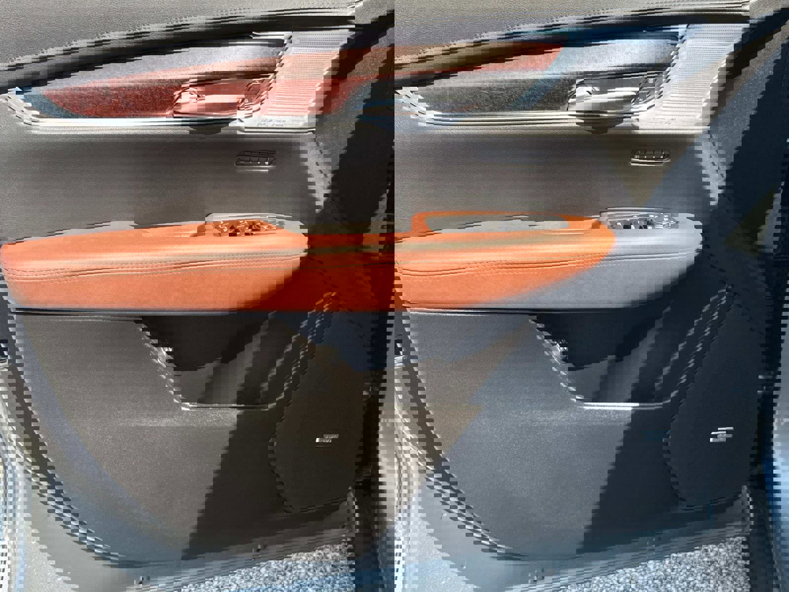 Used 2024 Cadillac XT5 Premium Luxury image 11