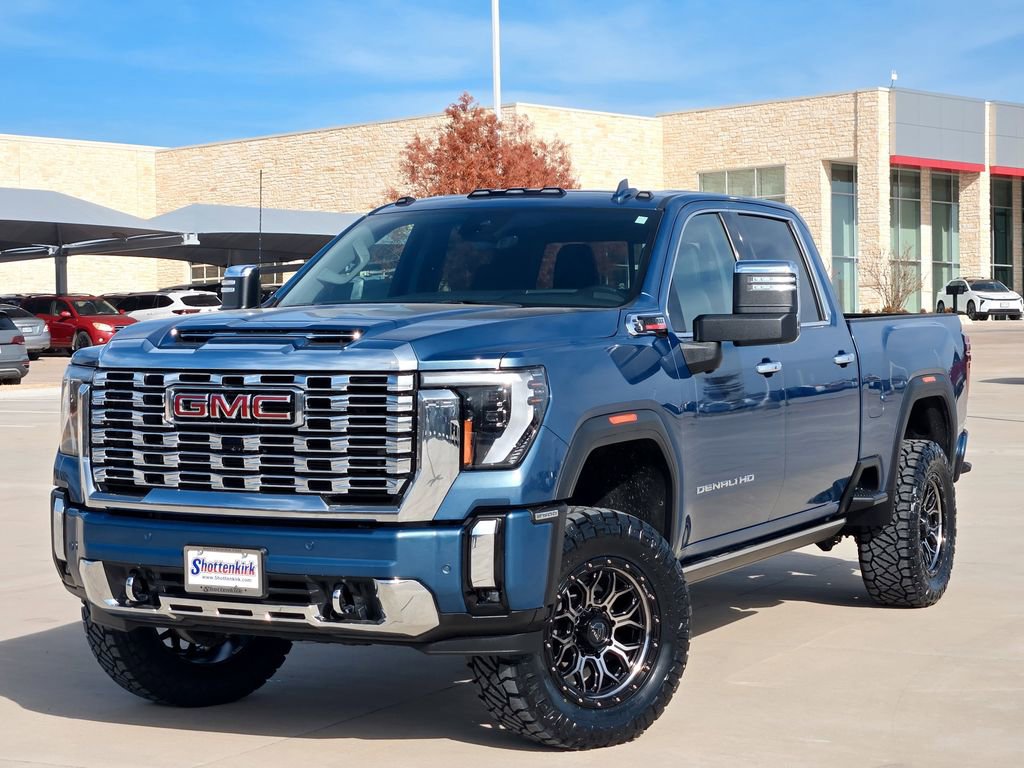 Used 2025 GMC Sierra 2500 Denali w/ Denali Reserve Package image 2