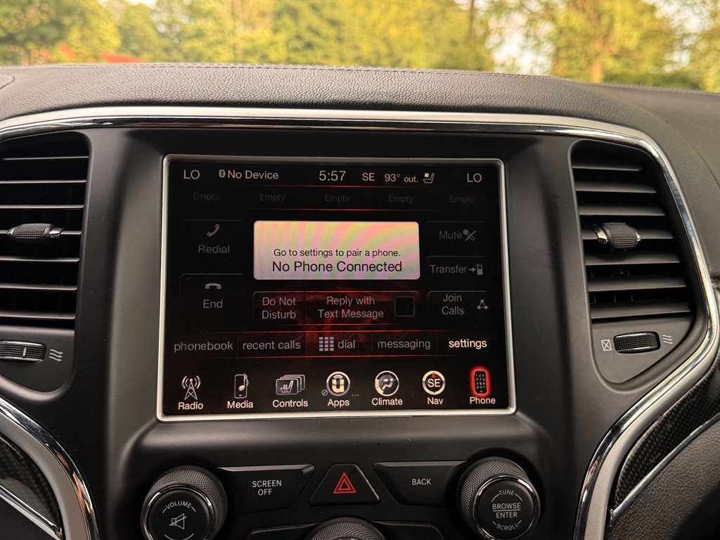 Used 2015 Jeep Grand Cherokee SRT AWD/4WD image 22