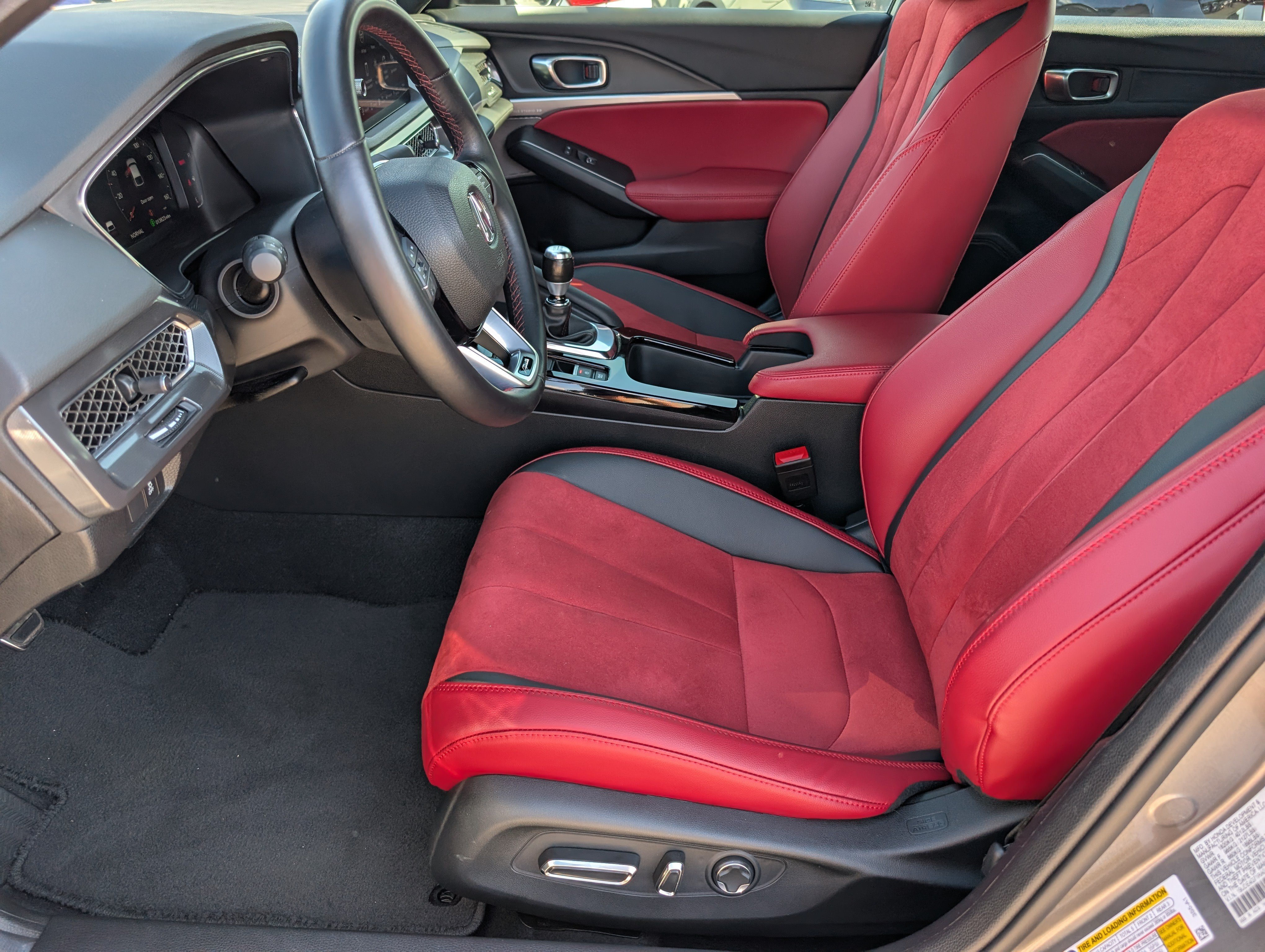 Certified 2024 Acura Integra A-Spec w/ Technology Package FWD image 9